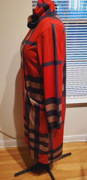 Bold PLAID Dress - Picture 2 of 4